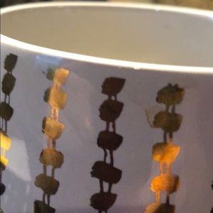 Meet your Posher, Cynthia